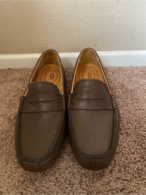 UGG Men's Dark Brown Leather Slip-On Penny Loafers